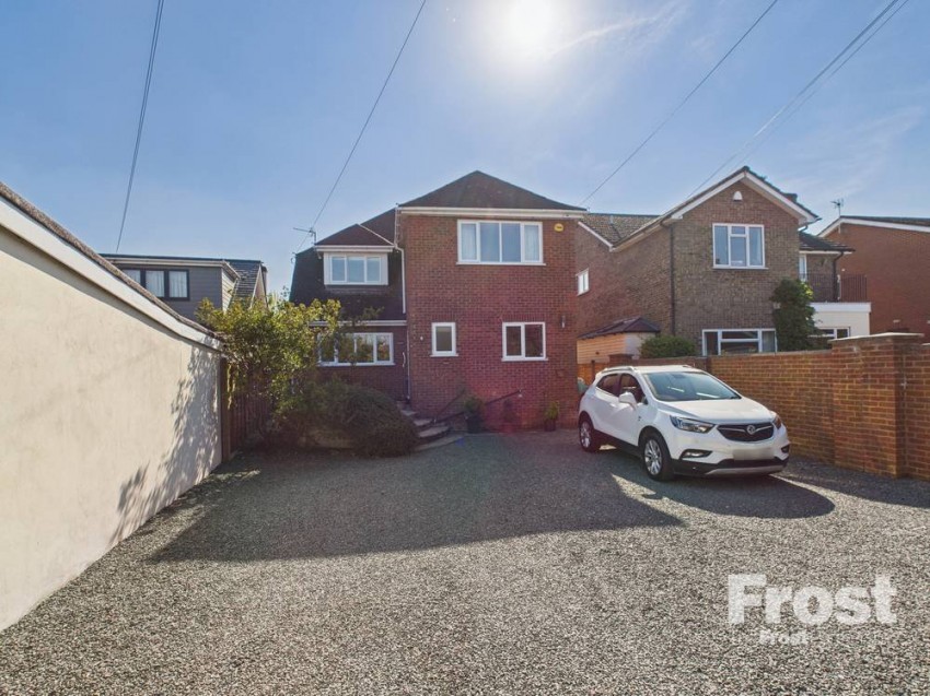 Images for Wraysbury, Berkshire EAID:2640919782 BID:WRA