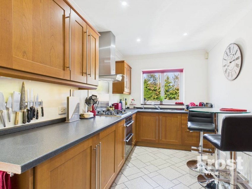 Images for Wraysbury, Berkshire EAID:2640919782 BID:WRA