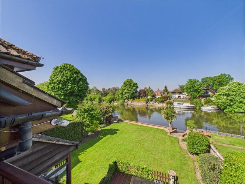 Images for Wraysbury, Berkshire EAID:2640919782 BID:WRA