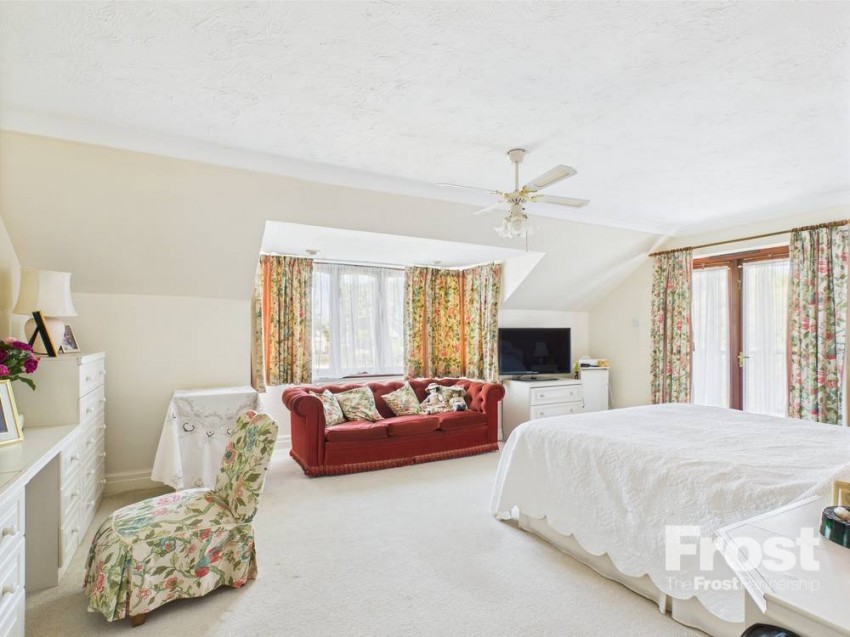 Images for Wraysbury, Berkshire EAID:2640919782 BID:WRA