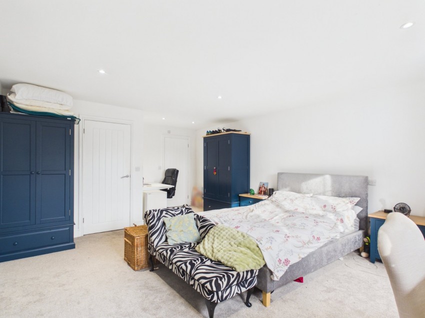 Images for Wraysbury, Berkshire EAID:2640919782 BID:WRA