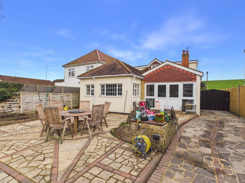 Images for Wraysbury, Berkshire EAID:2640919782 BID:WRA