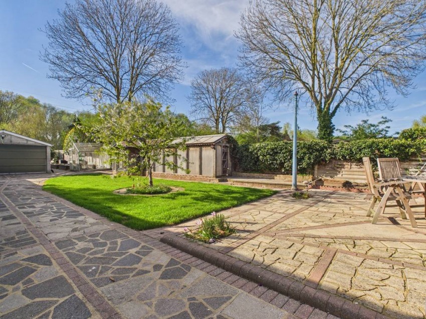 Images for Wraysbury, Berkshire EAID:2640919782 BID:WRA