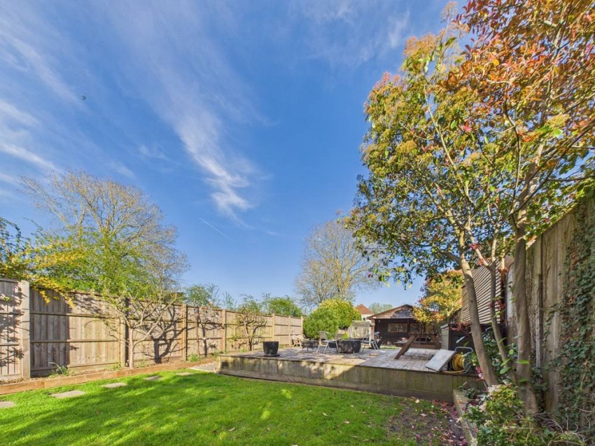 Images for Wraysbury, Berkshire EAID:2640919782 BID:WRA