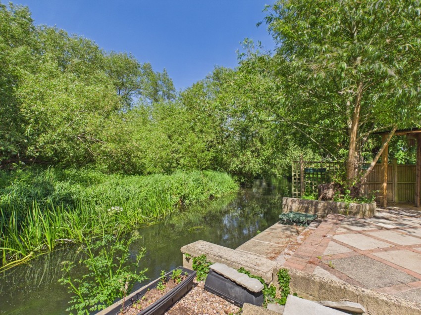 Images for Wraysbury, Berkshire EAID:2640919782 BID:WRA
