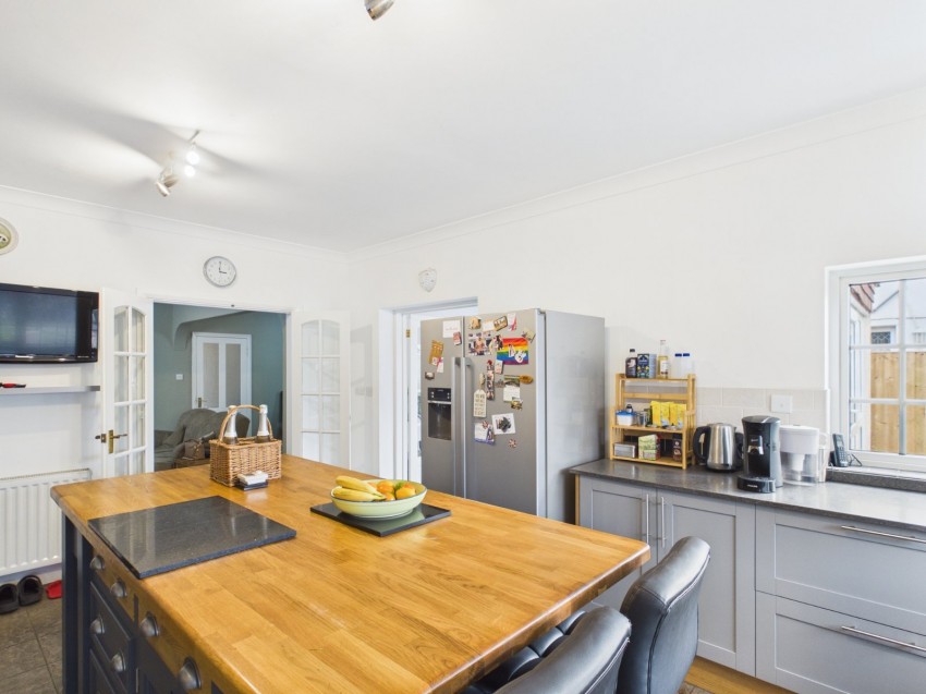 Images for Wraysbury, Berkshire EAID:2640919782 BID:WRA