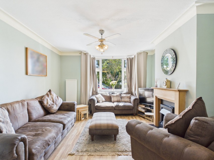 Images for Wraysbury, Berkshire EAID:2640919782 BID:WRA