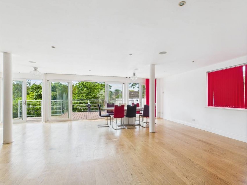 Images for Wraysbury, Berkshire EAID:2640919782 BID:WRA
