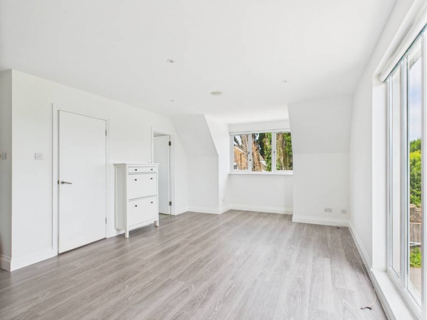 Images for Wraysbury, Berkshire EAID:2640919782 BID:WRA