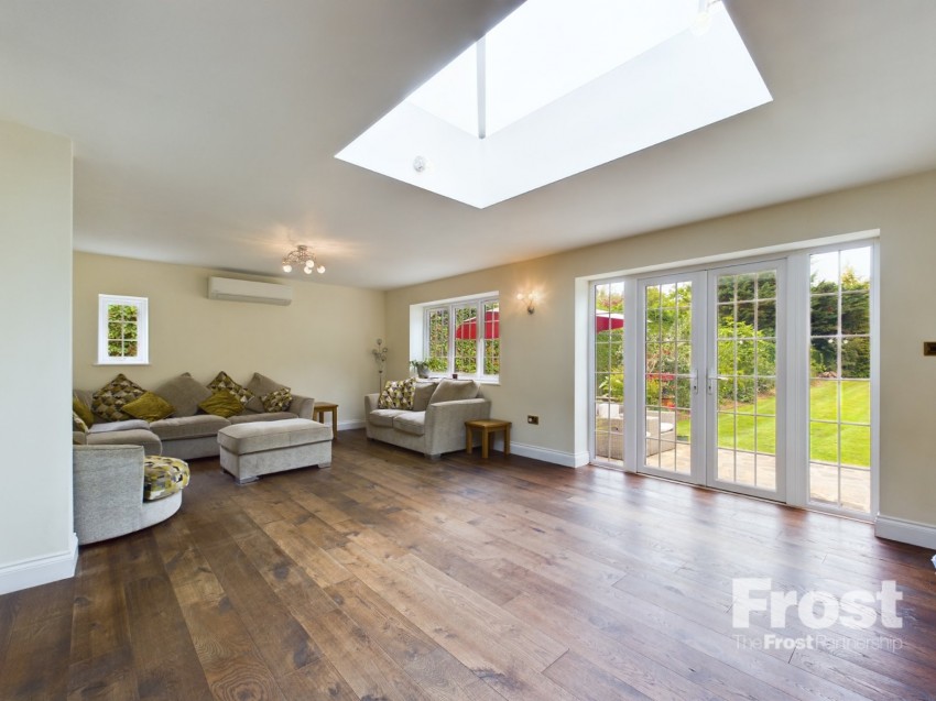 Images for Wraysbury, Berkshire EAID:2640919782 BID:WRA