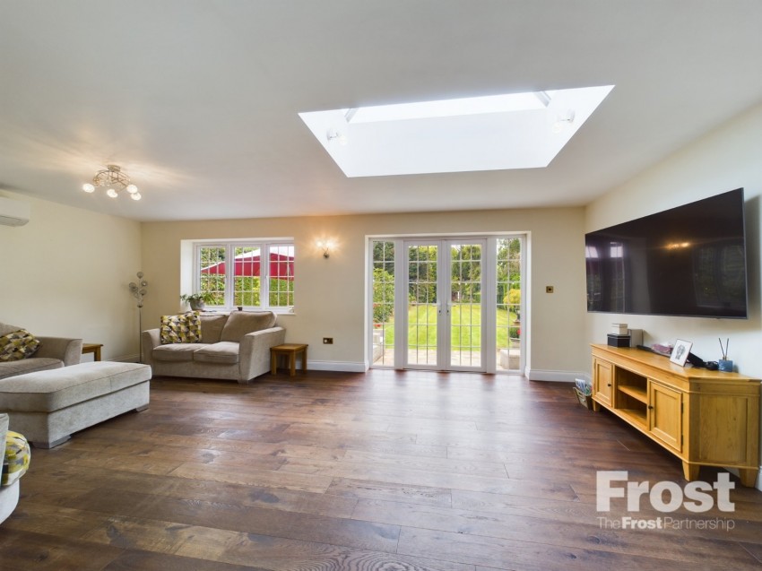 Images for Wraysbury, Berkshire EAID:2640919782 BID:WRA