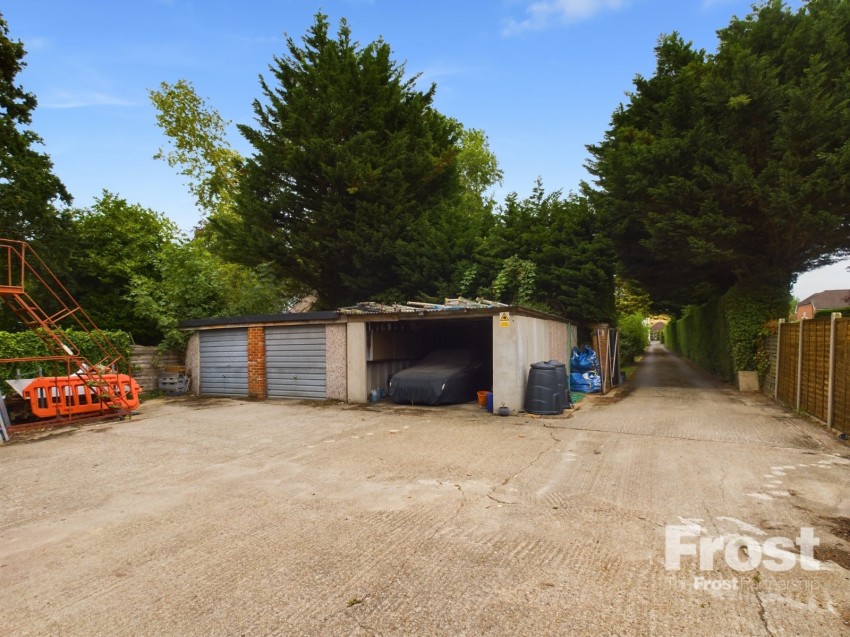 Images for Wraysbury, Berkshire EAID:2640919782 BID:WRA