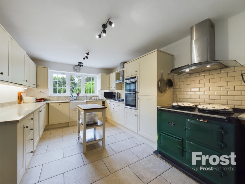 Images for Wraysbury, Berkshire EAID:2640919782 BID:WRA