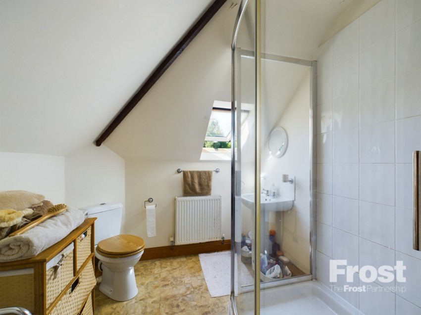 Images for Wraysbury, Berkshire EAID:2640919782 BID:WRA