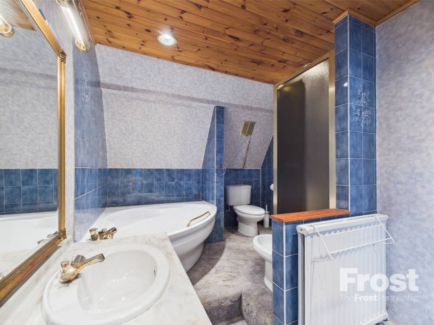 Images for Wraysbury, Berkshire EAID:2640919782 BID:WRA