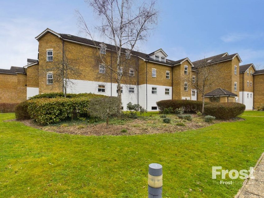 Images for Wraysbury, Berkshire EAID:2640919782 BID:WRA