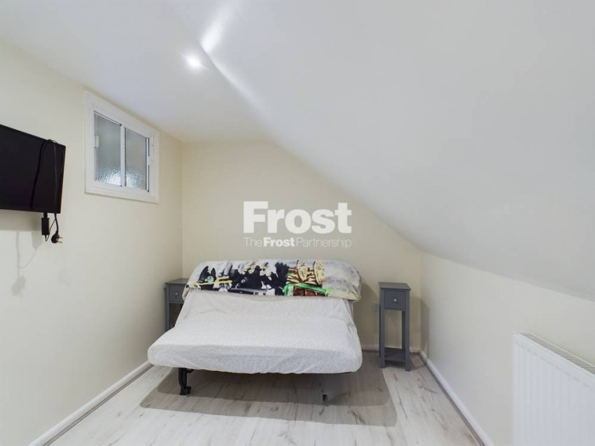 Images for Wraysbury, Berkshire EAID:2640919782 BID:WRA