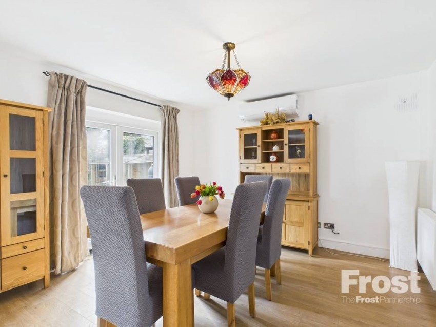 Images for Wraysbury, Berkshire EAID:2640919782 BID:WRA
