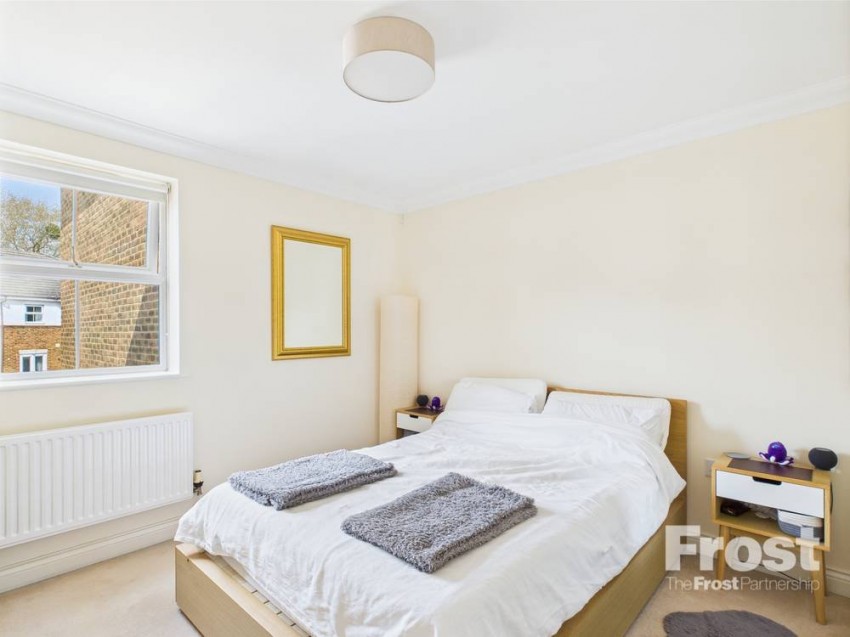 Images for Wraysbury, Berkshire EAID:2640919782 BID:WRA