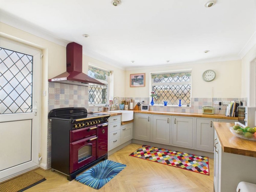 Images for Wraysbury, Berkshire EAID:2640919782 BID:WRA