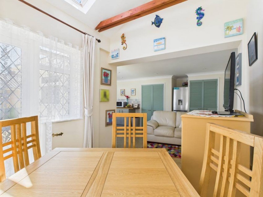 Images for Wraysbury, Berkshire EAID:2640919782 BID:WRA