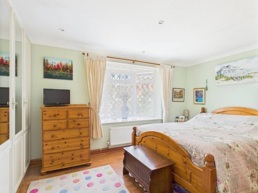 Images for Wraysbury, Berkshire EAID:2640919782 BID:WRA