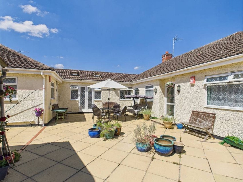 Images for Wraysbury, Berkshire EAID:2640919782 BID:WRA