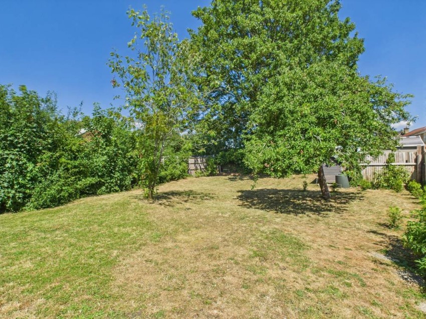 Images for Wraysbury, Berkshire EAID:2640919782 BID:WRA
