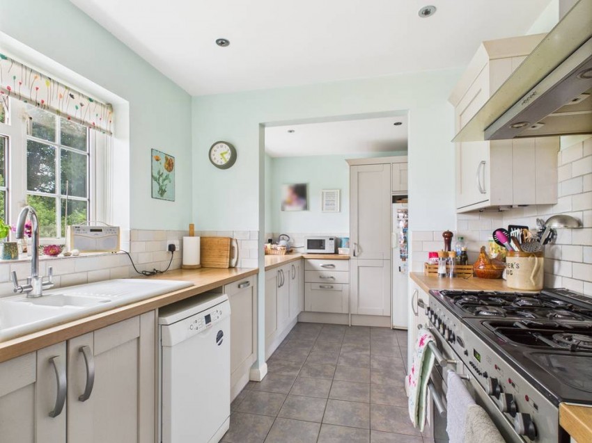Images for Wraysbury, Berkshire EAID:2640919782 BID:WRA