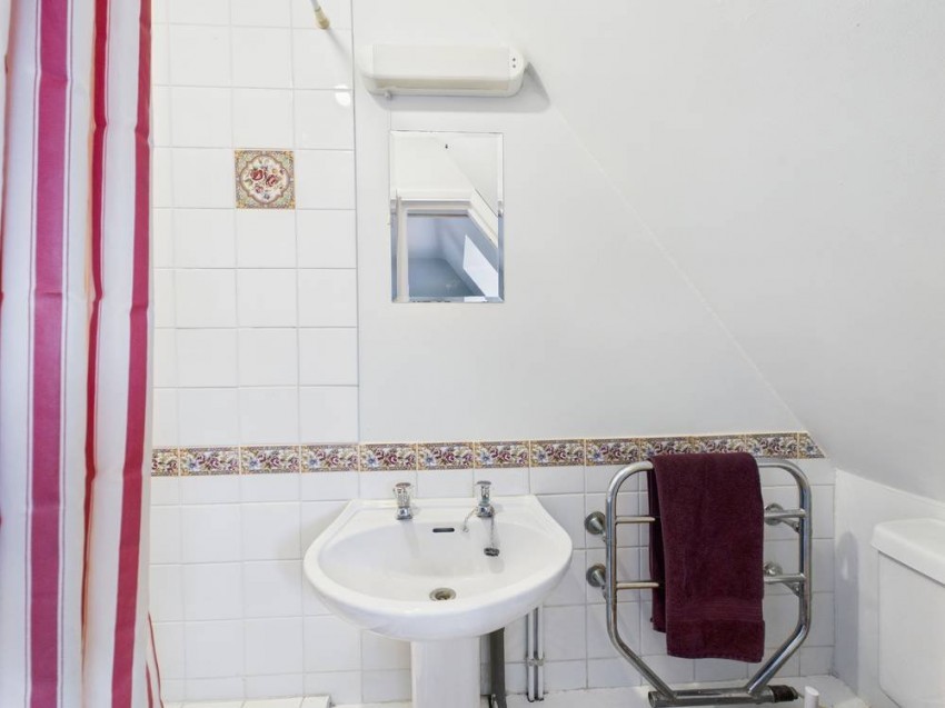 Images for Wraysbury, Berkshire EAID:2640919782 BID:WRA