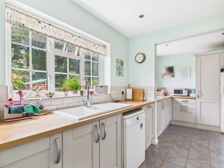 Images for Wraysbury, Berkshire EAID:2640919782 BID:WRA