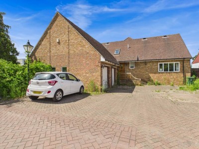Wraysbury, Berkshire - EAID:2640919782, BID:WRA