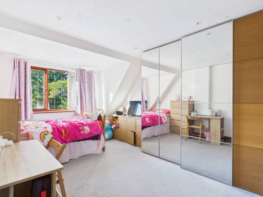 Images for Wraysbury, Berkshire EAID:2640919782 BID:WRA