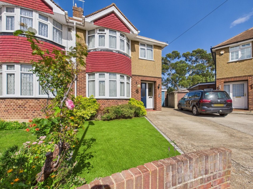 Images for Stanwell, Staines-upon-Thames, Surrey EAID:2640919782 BID:ASH