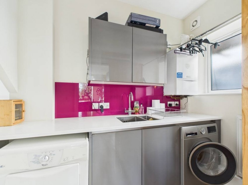 Images for Wraysbury, Berkshire EAID:2640919782 BID:WRA