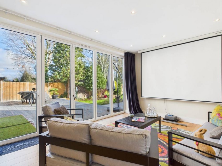 Images for Wraysbury, Berkshire EAID:2640919782 BID:WRA