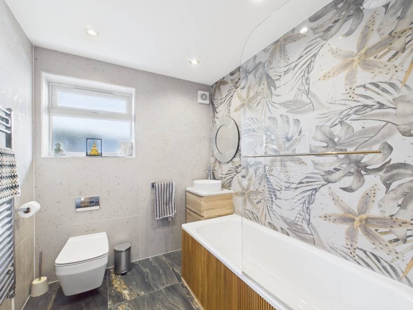 Images for Wraysbury, Berkshire EAID:2640919782 BID:WRA