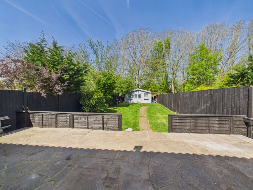 Images for Wraysbury, Staines-upon-Thames, Berkshire EAID:2640919782 BID:STL