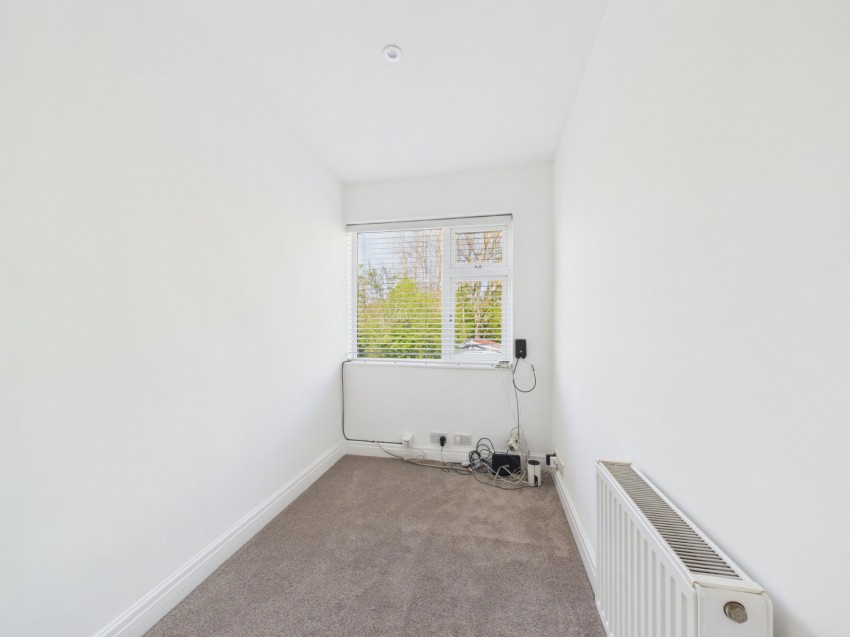 Images for Wraysbury, Staines-upon-Thames, Berkshire EAID:2640919782 BID:STL