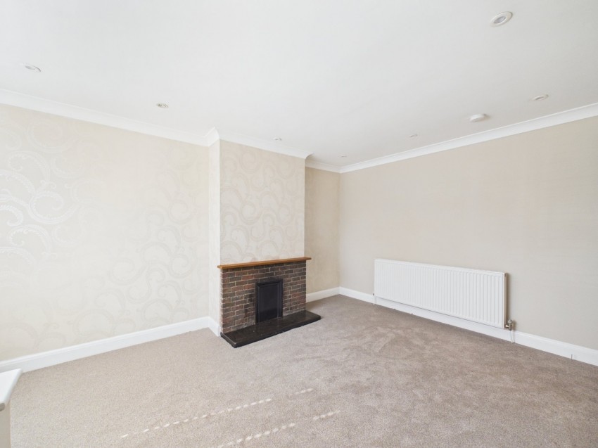 Images for Wraysbury, Staines-upon-Thames, Berkshire EAID:2640919782 BID:STL
