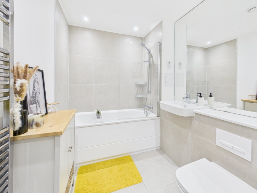 Images for Ashford, Surrey EAID:2640919782 BID:ASH