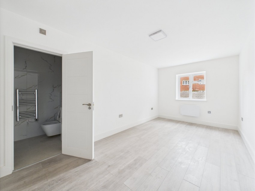 Images for Feltham, Middlesex EAID:2640919782 BID:FEL