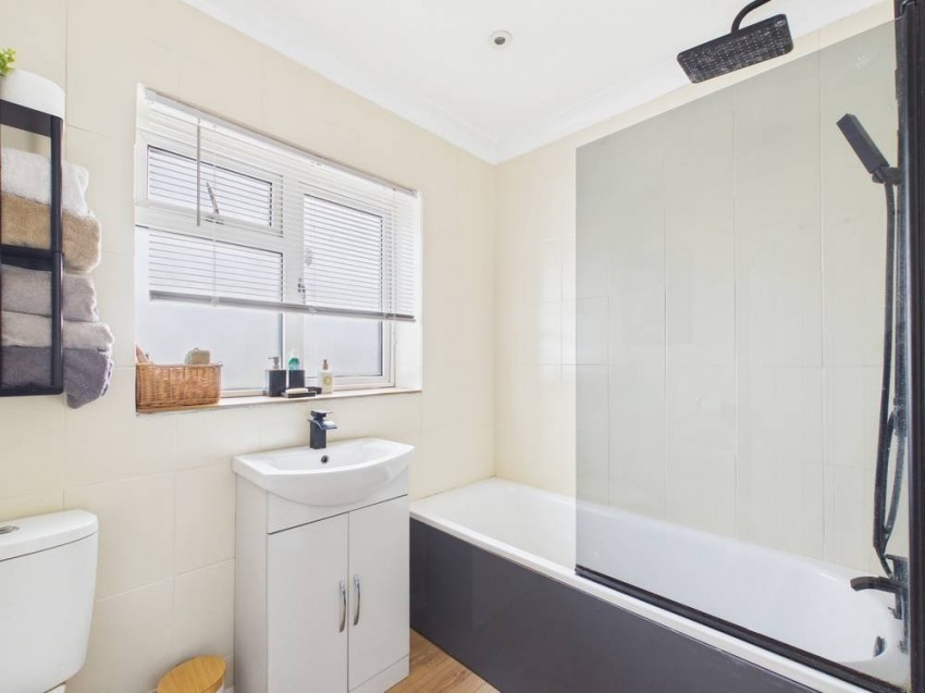 Images for Egham, Surrey EAID:2640919782 BID:STA