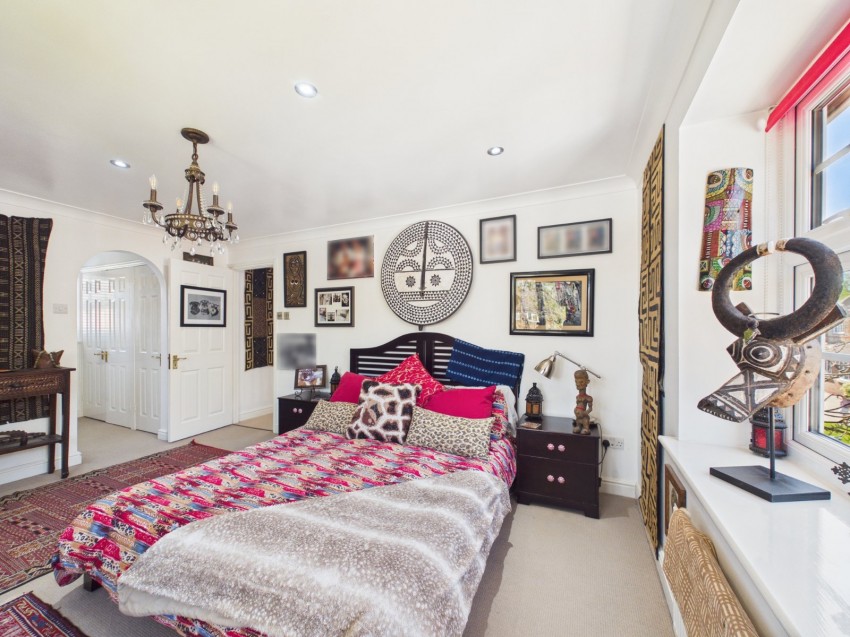 Images for Staines-upon-Thames, Surrey EAID:2640919782 BID:STA