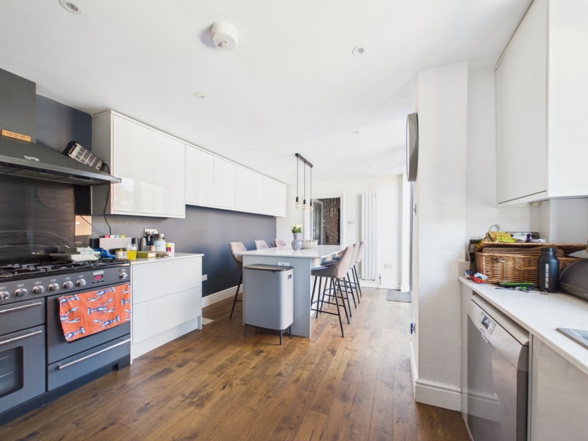 Images for Staines, Surrey EAID:2640919782 BID:WRA