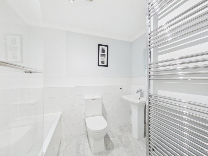 Images for Ashford, Surrey EAID:2640919782 BID:ASH