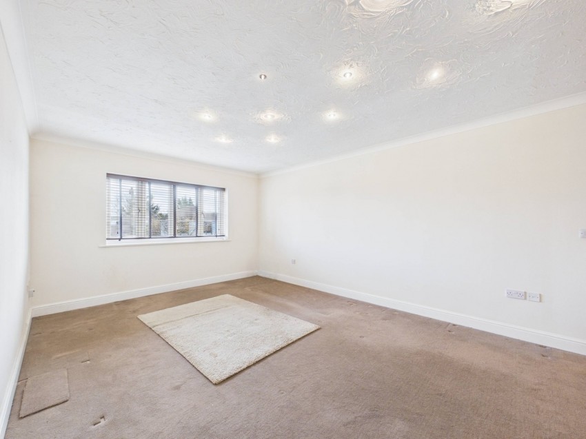 Images for Ashford, Surrey EAID:2640919782 BID:ASH