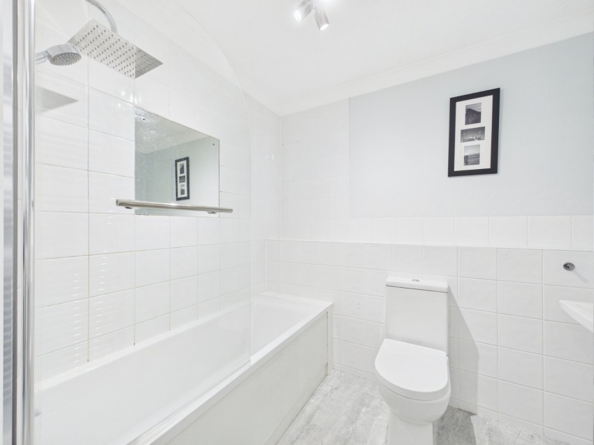 Images for Ashford, Surrey EAID:2640919782 BID:ASH